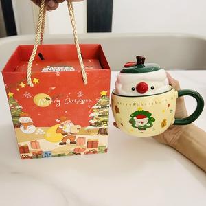 Tasses de Noël créatives en céramique avec couvercles, design tendance et esthétique, pour café et eau - Product Image 4