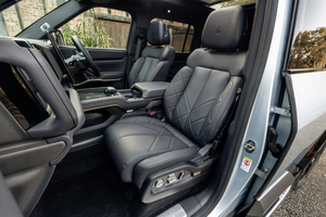 BYD DENZA B8 พวงมาลัยขวา รถ SUV ปลั๊กอินไฮบริด (PHEV) ใหม่ 7 ที่นั่ง รถยนต์รุ่นใหม่ ขับเคลื่อน 4 ล้อ สำหรับขับขี่ออฟโรด ระบบขับขี่อัจฉริยะ - Product Image 6
