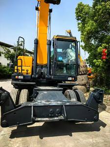 État d'origine Excavatrice sur pneus Hyundai 210w-9T Pneus d'origine Caractéristiques Pompe à moteur Moteur-Matériel de construction d'occasion - Product Image 4