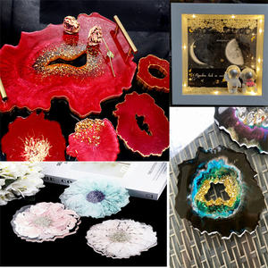 Hisenlee 200克碎玻璃不规则石头块状亮片彩虹色薄片DIY美甲2-4毫米花瓶填充爱心风格 - Product Image 4