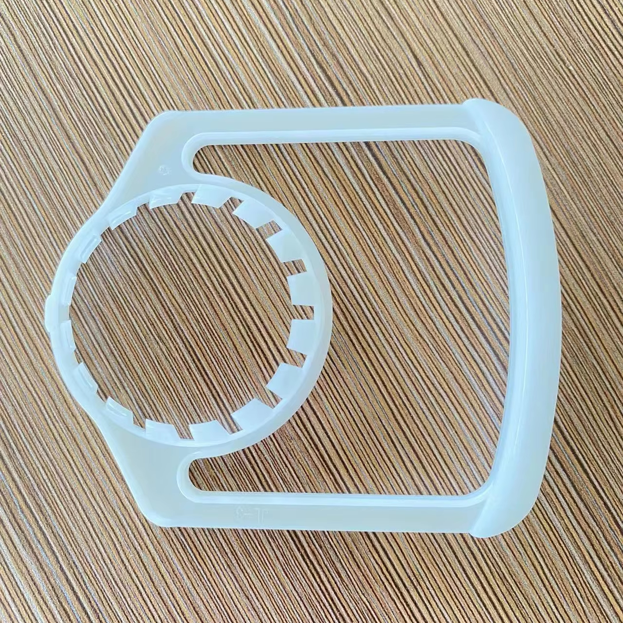 JL 46mm Plastic Neck Holder Handles for Bottles Made in China Zhejiang