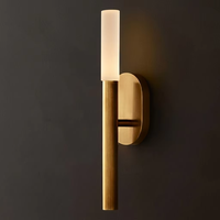 Applique murale Rousseau, luminaire tendance pour chambre à coucher, lampe murale de chevet, éclairage design de luxe pour intérieur, décoration de la maison