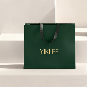 Sac à provisions de cadeau au détail de vêtements chaussures de luxe avec logo de marque personnalisé sac en papier vert avec ruban - Product Image 2