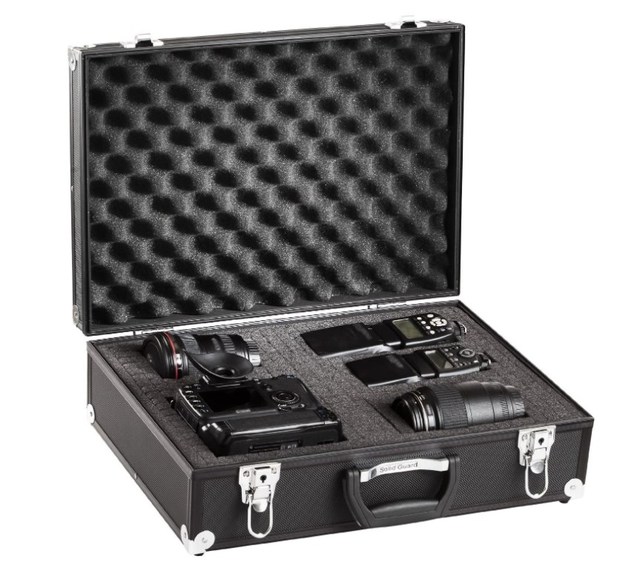 China Cheap Metal Aluminium Camera Flight Case with Custom Foam