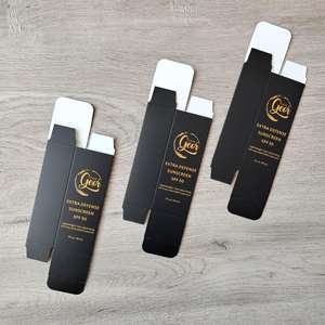 Cajas de Perfume y Cosméticos de Lujo en Negro Mate - Cajas Rígidas con Logotipo Impreso en Lámina Dorada para Cuidado de la Piel - Product Image 6