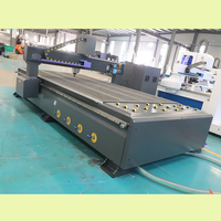 Machine de fraisage CNC pour le travail du bois à bas prix 4*8 pieds, fraiseuse CNC 3D 1325 1530 2030 2040 pour porte en bois