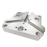 Plaque de base en alliage d'aluminium usinée CNC de haute précision, sablée sur mesure avec trous filetés pour l'automatisation industrielle OEM