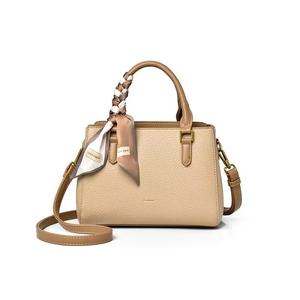 ผู้ผลิตกระเป๋าถือดีไซน์เนอร์ระดับไฮเอนด์ของจีน ขายส่งกระเป๋าถือแบรนด์หรูสำหรับผู้หญิง และกระเป๋าสะพายไหล่สุดหรู - Product Image 3