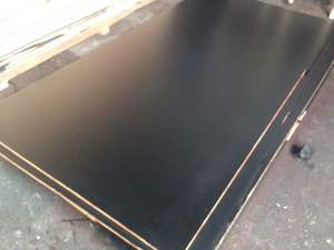 Contrachapado Recubierto de Película Impermeable Negra de 18 mm, 4x8, <span class=keywords><strong>Precio</strong></span> de Fábrica, para Construcción - Product Image 4