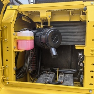 Excavadora Komatsu PC130 Amarilla Usada, Modelo de Cadena, Equipo de Construcción Pesada - Product Image 6