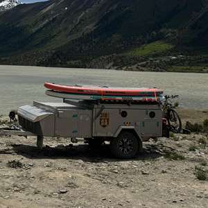 Rongcheng RY Mini Remorque de camping pliable tout-terrain légère de 10 pouces avec frein <span class=keywords><strong>électrique</strong></span>, tente supérieure imperméable, 3 personnes - Product Image 1