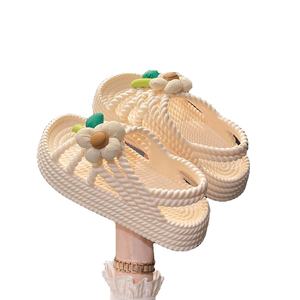 Sandales tissées fleur fond épais évidé chaussures de plage respirantes pantoufles décontractées fond <span class=keywords><strong>éponge</strong></span> pour femmes - Product Image 1