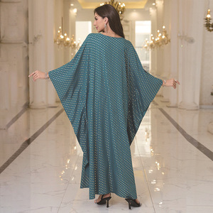 Nuevo Vestido de <span class=keywords><strong>playa</strong></span> suelto con estampado en caliente de poliéster, ropa de protección solar para mujer, bata de gran tamaño para vacaciones, cubierta de Bikini - Product Image 2