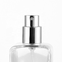 Flacons de parfum vides en verre transparent rectangulaires de qualité supérieure de 50 ml, vaporisateur fin à brume avec bouchons en bois, fond épaissi