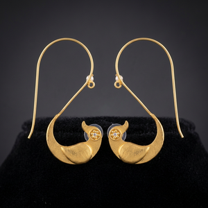 SOUMYA CREATIONS ต่างหูแฟชั่นอินเทรนด์สำหรับผู้หญิง ทองเหลืองทำมือ ชุบทอง - Product Image 3