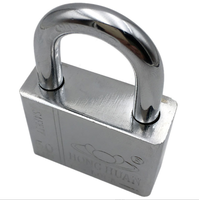 Cadenas à clé carré chromé