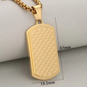 Collar con Colgante Cuadrado con Patrón de Tablero de Ajedrez Geométrico, Acero Inoxidable Pulido, Joyería para Uso Diario Masculino - Product Image 3
