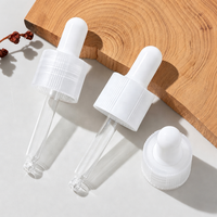 Capuchon compte-gouttes en plastique PP transparent de couleur personnalisée avec pipette pour flacon d'huile essentielle 20-415