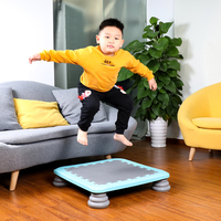 Équipement d'entraînement à l'intégration sensorielle Lit de saut pour enfants en intérieur Jouets de sport de fitness Trampoline durable pour enfants Petit trampoline