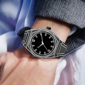 미니멀리스트 2D 스케치 시계 남여 공용 크리에이티브 스포츠 레저 크리에이티브 2D 시계 애니메이션 만화 디자인 시계 방수 - Product Image 4