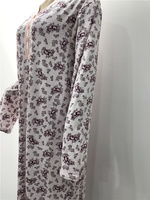 Usine en gros femmes musulmanes hiver Islam lait fibre impression longue robe maison mode arabe tenue décontractée