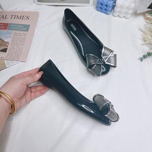 <span class=keywords><strong>รองเท้า</strong></span><span class=keywords><strong>ผู้หญิง</strong></span>ยี่ห้อ <span class=keywords><strong>Melissa</strong></span>,<span class=keywords><strong>รองเท้า</strong></span>โบว์รูปก้างปลาเยลลี่ - Product Image 3