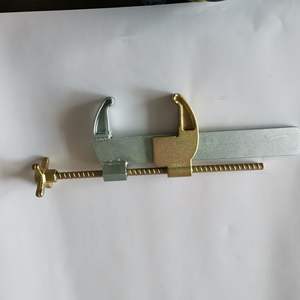 Abrazaderas de Panel Ajustables Industriales Galvanizadas de Alta Resistencia para Andamios, Construcción de Edificios y Uso en Exteriores - Product Image 2