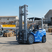 Chariot élévateur électrique Liftron série DE CPD20 de 2 tonnes pour la distribution et la gestion des stocks en logistique intérieure