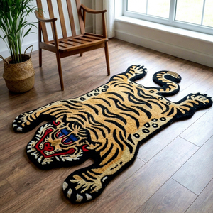 Tapis de luxe tufté à la main en forme de tigre, en laine et acrylique de qualité supérieure, moelleux, avec envers antidérapant en caoutchouc, pour décoration bohème. - Product Image 1