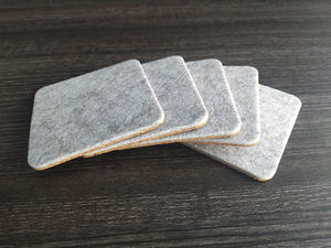 Posavasos de Fieltro Absorbente para Bebidas con Soporte, Posavasos Grandes de Fieltro Absorbente con Reverso de Corcho - Product Image 6