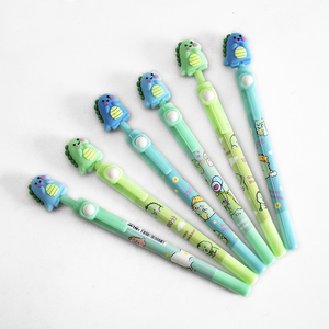 O & Q logotipo personalizado Spin Pen lindo dinosaurio estilo suave plástico Gel pluma secado rápido <span class=keywords><strong>azul</strong></span> negro tinta para niños 0,7mm Multi-venta al por mayor - Product Image 1