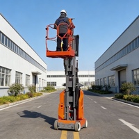 Plateforme élévatrice monoposte autopropulsée électrique en alliage d'aluminium de 10 m prête à être expédiée pour l'entretien des entrepôts