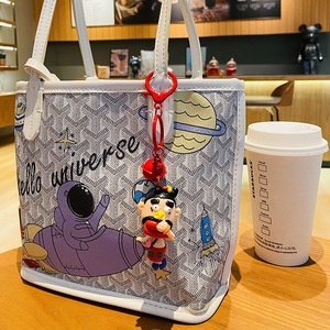 Haute qualité bizarre fille oncle Kawaii breloques sac breloques caoutchouc Kevchain personnalisé pour la décoration - Product Image 2