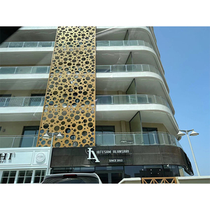 Panneau métallique perforé décoratif d'extérieur Panneau <span class=keywords><strong>Mashrabiya</strong></span> découpé au laser Revêtement mural extérieur en tôle Panneau mural en aluminium - Product Image 1