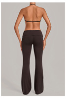 Ensembles de sport pour femmes : Soutien-gorge de sport dos nu, Leggings évasés à taille plissée, Ensembles de yoga, Vêtements de détente ultra doux, Tenues de sport non transparentes