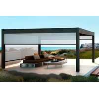 Pergola autoportante avec toit à lames rétractables et structure en aluminium gris clair pour les loisirs en plein air