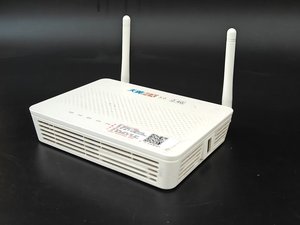 ONT ONU d'occasion HG8546M EG8141A5 HS8145C5 HS8545M5 1GE+3FE Solutions FTTH XPON Unité compatible OLT Prix de gros - Product Image 3