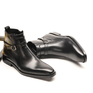 Dernières <span class=keywords><strong>bottes</strong></span> de bureau faites à la main pour hommes, chaussures en cuir, fermeture éclair, <span class=keywords><strong>bottes</strong></span> à la cheville en cuir noir pour hommes, <span class=keywords><strong>bottes</strong></span> italiennes pour hommes, <span class=keywords><strong>bottes</strong></span> de soirée, <span class=keywords><strong>bottes</strong></span> de travail - Product Image 4