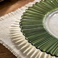 Assiettes de présentation rondes en verre de 13 pouces personnalisables avec logo, écologiques et modernes, pour mariages, fêtes et usage domestique (vente en gros)