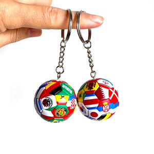 Porte-clés en PVC souple en forme de ballon de football 2026 avec logo, étoiles et motifs de drapeaux nationaux, origine CN, modèle Wgq - Product Image 4