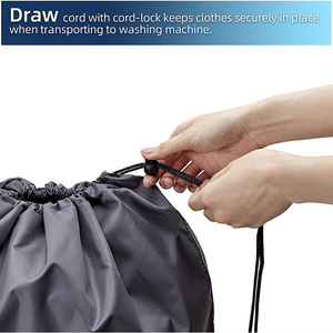 Grand sac de voyage imperméable en nylon et polyester souple avec cordon de serrage - Product Image 5