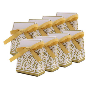B643 Gold Yellow Ribbon Candy Boxes Wedding Favor Bag Cake Party Decoración Pascua Venta al por mayor Papel plegable Wedding Sweet Boxes - Product Image 1
