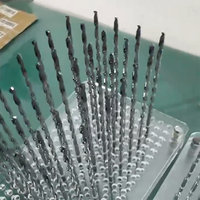 Forets à trous profonds en acier inoxydable haute performance pour le perçage de l'acier 10XD 20XD 30XD Extra-longs pour machines-outils CNC
