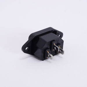 Cnleda <span class=keywords><strong>ipz</strong></span> 250V 10A 3พินเต้ารับไฟฟ้ากระแสสลับตัวเมียมีฟิวส์และสวิตช์สำหรับเครื่องจักรอุตสาหกรรม - Product Image 4