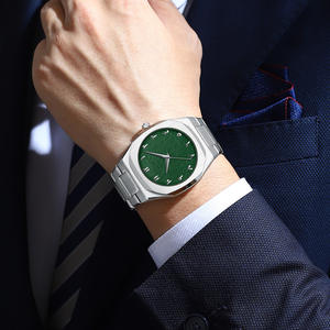 Reloj de Lujo Minimalista para Hombre 2025 - Aleación de Policarbonato, Resistente al Agua, Cuarzo, Reloj de Pulsera Más Vendido al por Mayor - Product Image 4