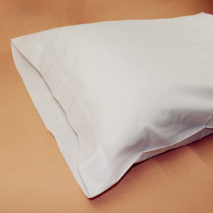 Venta al por mayor 100% orgánico suave algodón sedoso impermeable almohada Protector blanco bambú funda de almohada - Product Image 4