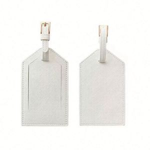 Porta Tarjetas de Cuero con Efecto Dorado, Nuevo y Moderno, Personalizado, Porta Pasaportes y Etiqueta para Equipaje - Product Image 5