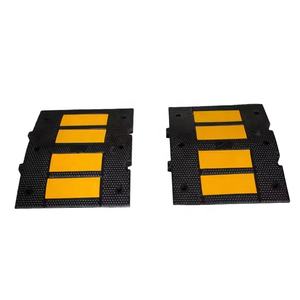 500x600x50mm हॉट सेलिंग रोड सुरक्षा रबर ड्राइवे ट्रैफिक रोड हम्प स्पीड बम्प - Product Image 3