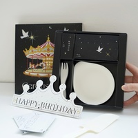 Plateau à gâteau rond en métal personnalisé avec logo, tendance 2026, en acier inoxydable doré, plateau de service pour desserts, mariage, anniversaire
