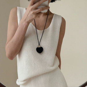 Fashion Trendy Red <b>Black</b> Brown White Pendant Leather Necklace Cord <b>Heart</b> Women <b>Heart</b> Shaped Necklace for Girls Party - Product Image 5